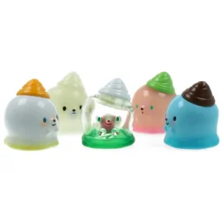 Kaiju icey Baby - VAG Series 39 by Seri Norica (Vinyl Artiste Gacha)